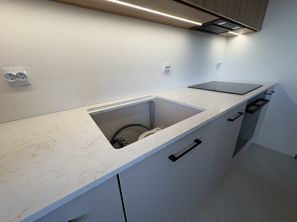 Blaty kuchenne z konglomeratu Azur Creme