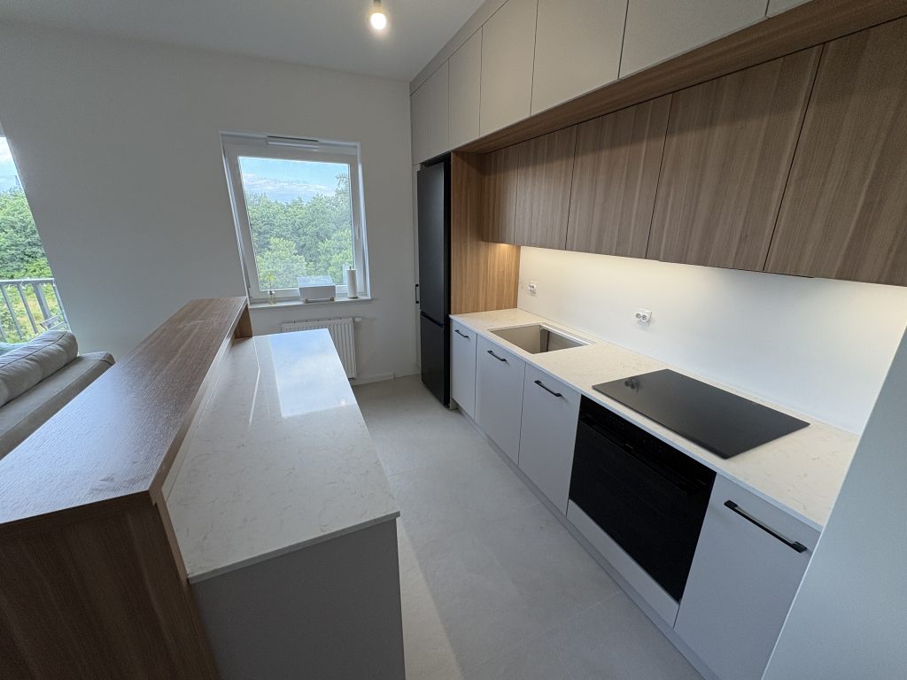 Blaty kuchenne z konglomeratu Azur Creme