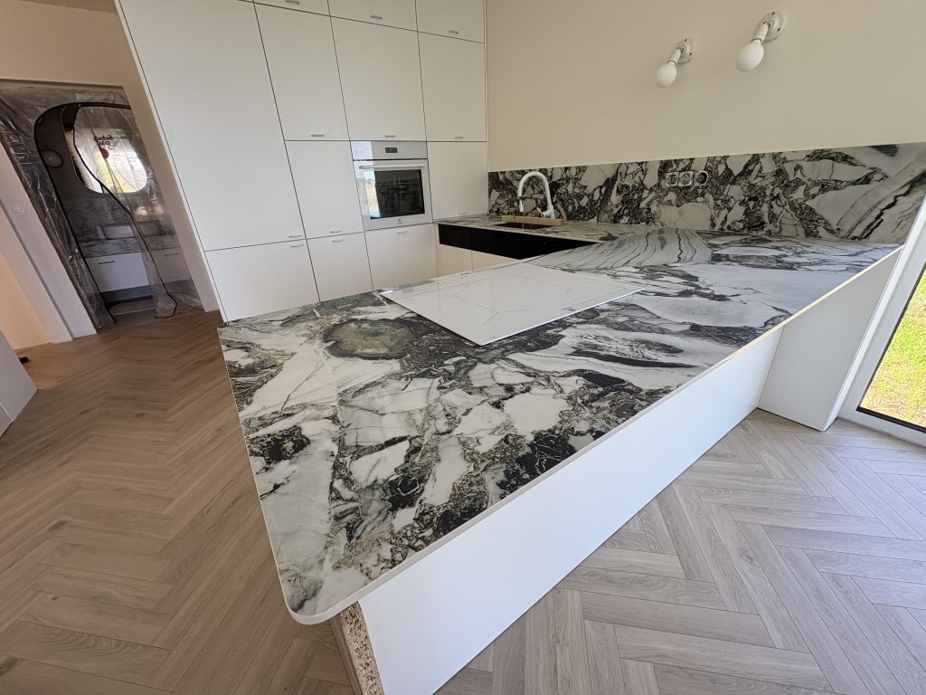 blaty kuchenne ze spieku kwarcowego Jade